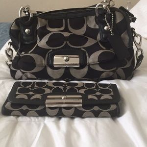 Coach purse and matching wallet